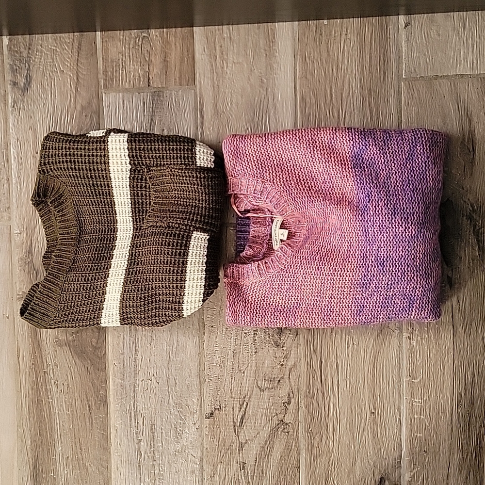 2 Sweaters